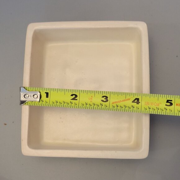 Decorative Ceramic Trinket Box With Floral Design & Lid - Picture 3 of 9